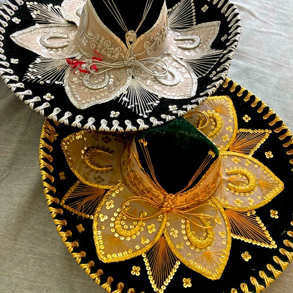 Mexican Vintage Sombreros - Picture 1 of 7